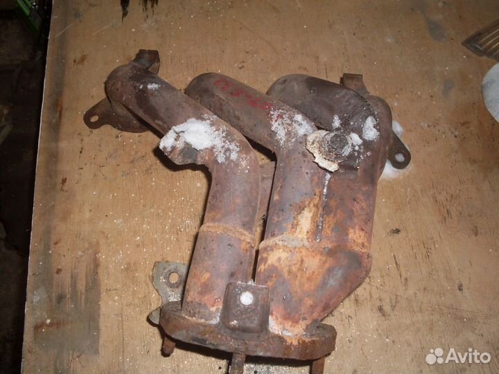 Выпускной коллектор Mitsubishi Galant 1996-2005