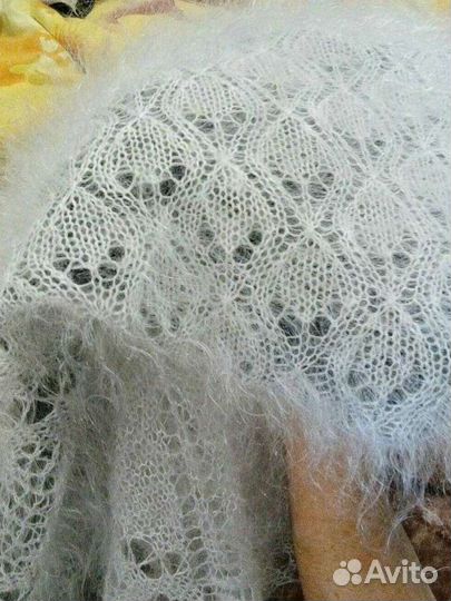 Шарф палантин белый пуховый ажурный