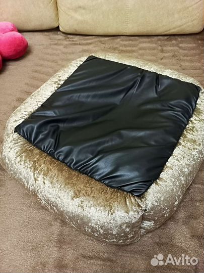 Лежанка для животных бу