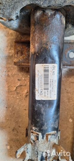 Передий амортизатор фольцваген поло седан