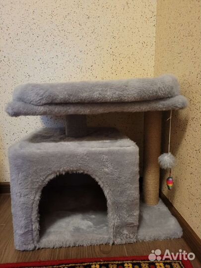 Домик для кошки новый