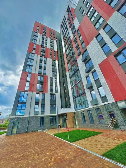 2-к. квартира, 68,3 м², 2/10 эт.