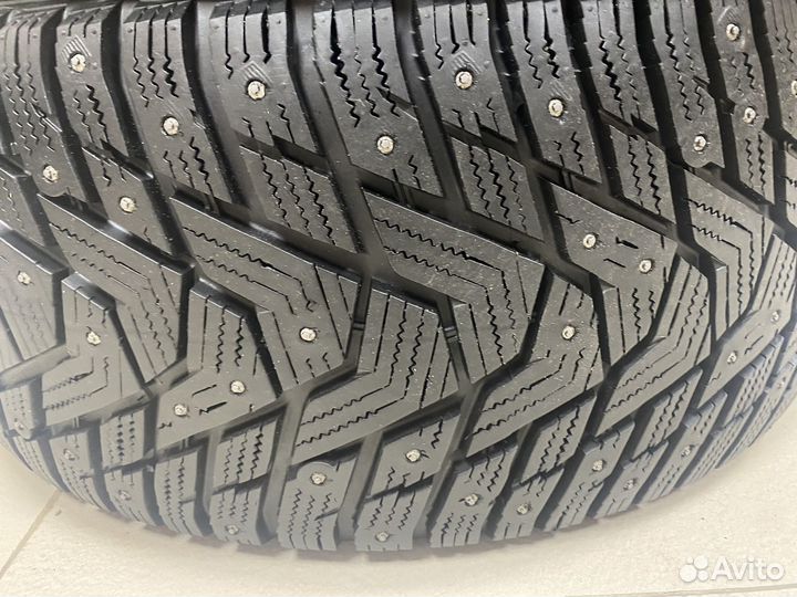 Hankook Winter I'Pike RS2 W429 245/45 R17