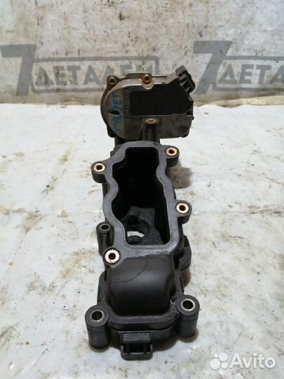 Впускной коллектор правый Volkswagen Touareg BKS