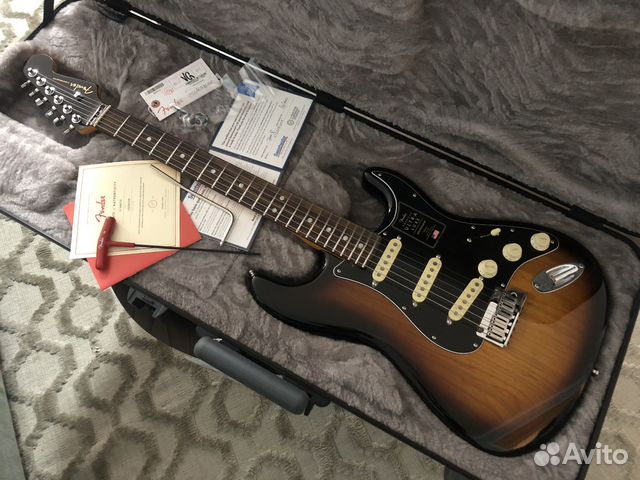 Fender American Ultra Luxe Stratocaster 2 Sunburst