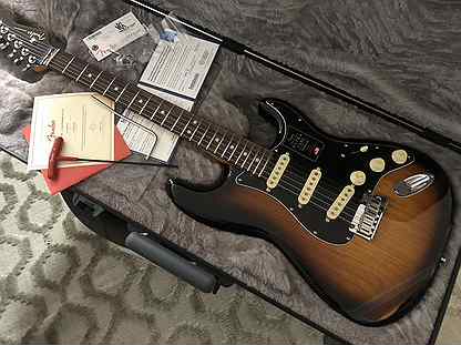 Fender American Ultra Luxe Stratocaster 2 Sunburst