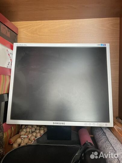 Монитор Samsung syncmaster 940n