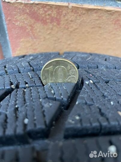 Комплект зимних Колёс bridgestone 195/65 r15