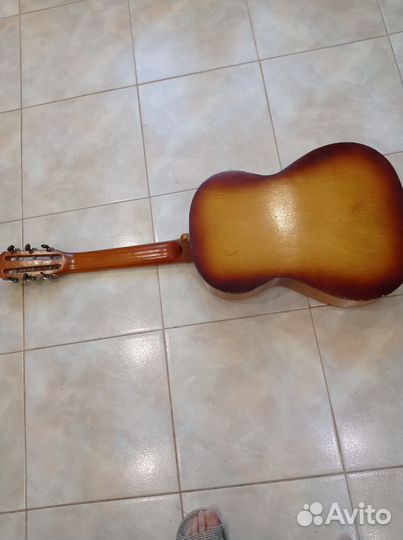Классическая гитара шестиструнная бу