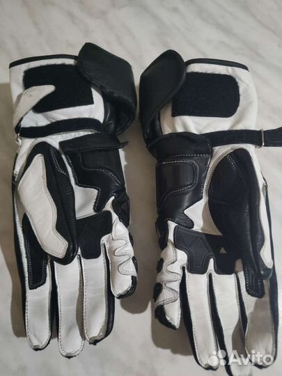 Мото перчатки Dainese