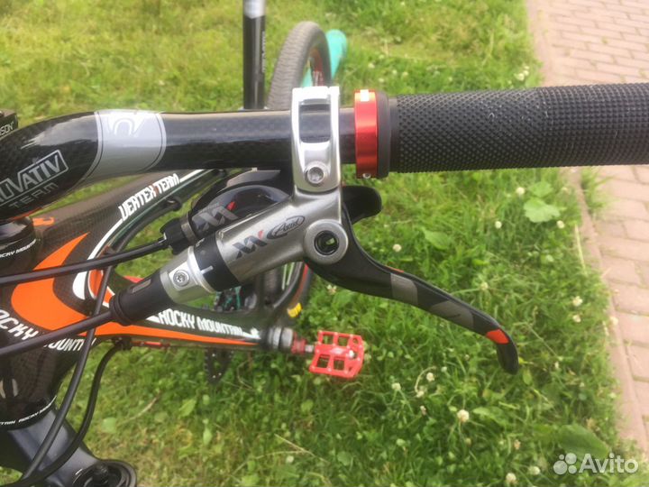 Велосипед Rocky Mountain Vertex Team Carbon