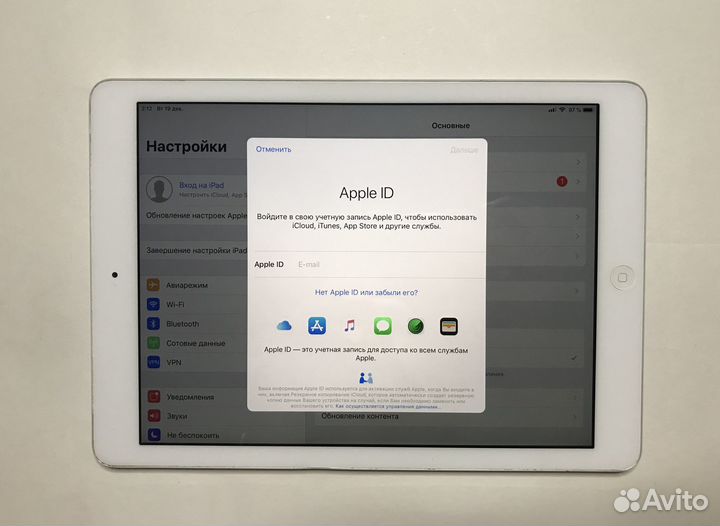 iPad Air Wi-Fi + SIM Отличный
