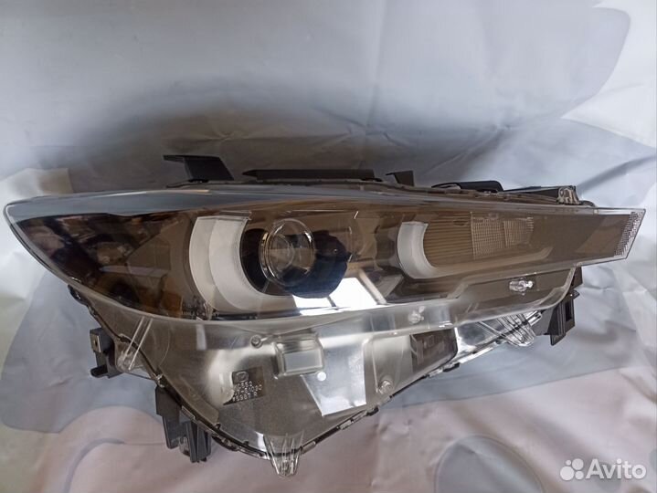 Фара правая Mazda CX-5 KF kbst-51030