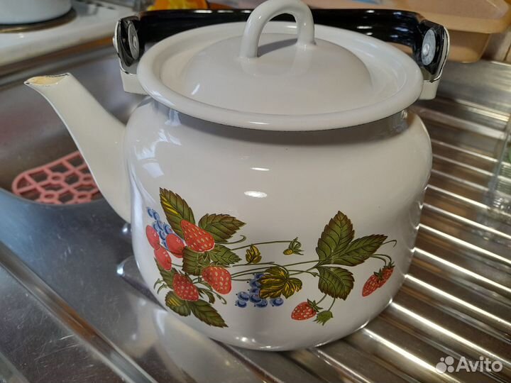 Чайник эмалированный бу