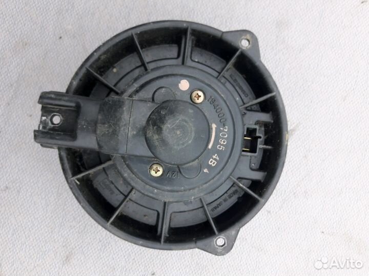 Моторчик печки Хонда CR-V V2.0 бензин