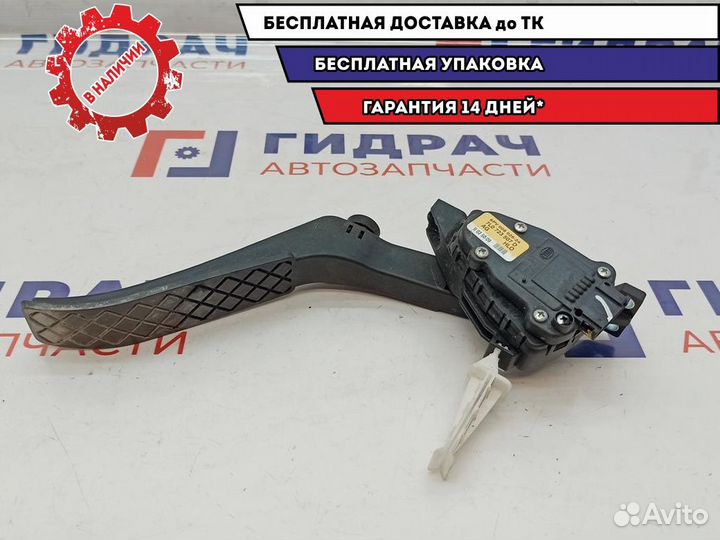 Педаль газа Audi Q7 7L0723507D