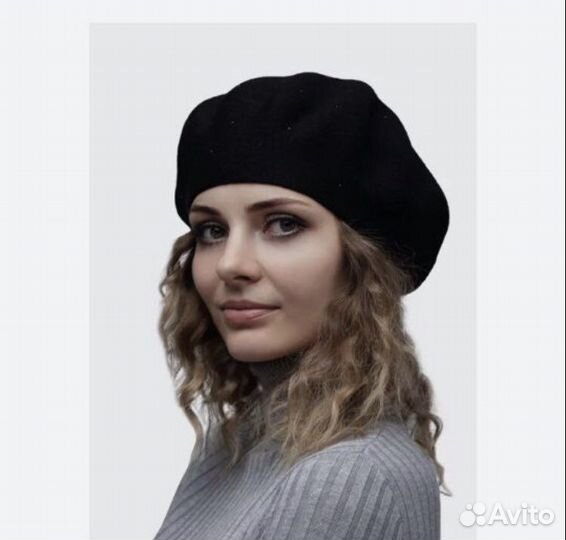 Берет женский черный