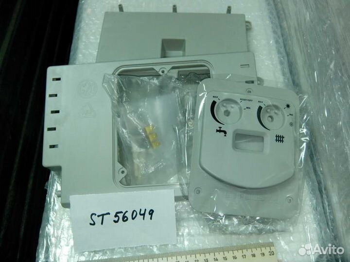 Пластмассовая панель Genius