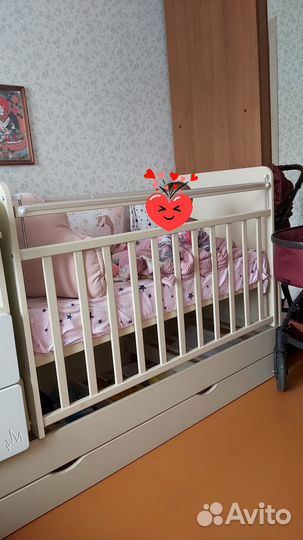 Детская кроватка трансформер с маятником