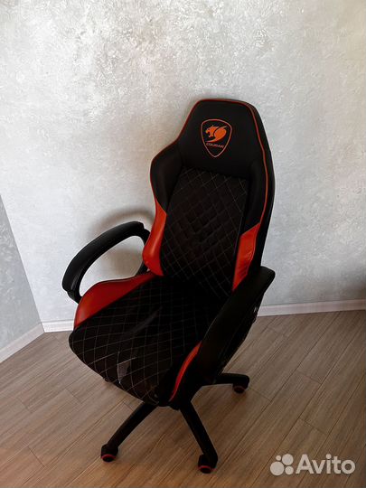 Игровое кресло Cougar