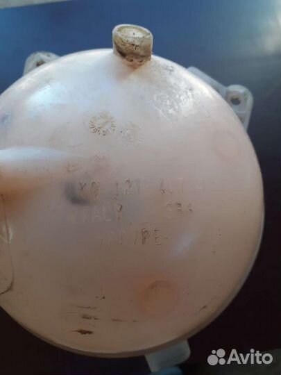 Бачок расширительный Фольксваген Гольф 5 плюс