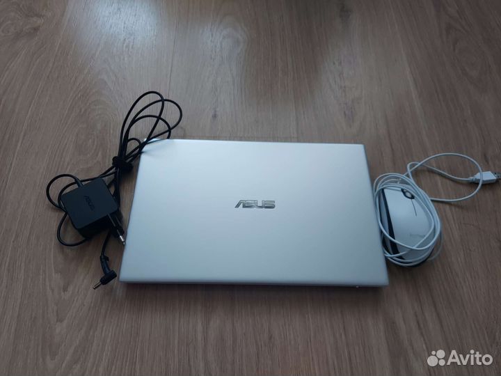 Ноутбук Asus VivoBook S13 X330UA