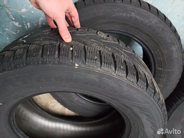 Nokian Tyres Hakkapeliitta R2 SUV 215/65 R16 102R