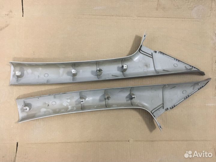 Обшивка передней стойки Ford Focus ll (4431)