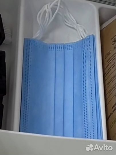 Маски одноразовые