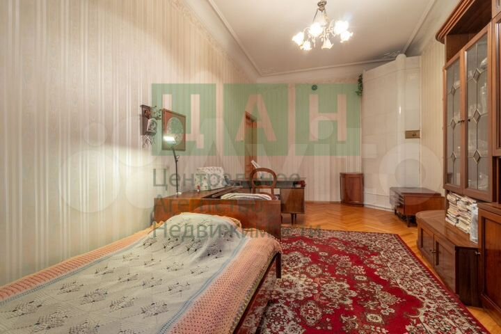 4-к. квартира, 135,6 м², 4/6 эт.