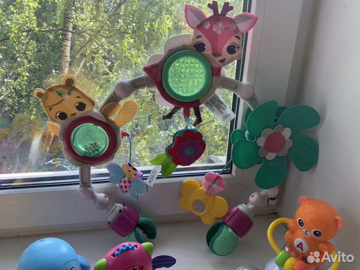 Развивающие игрушки пакетом