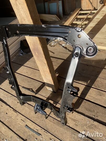 Подрамник Лада Ларгус LADA Largus 544143296R