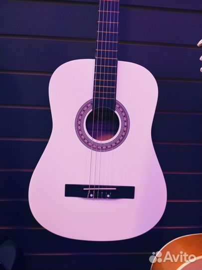 Классическая гитара белая Belucci новая