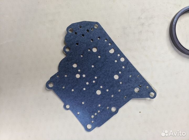 Комплект сальников и прокладок U140 E / F