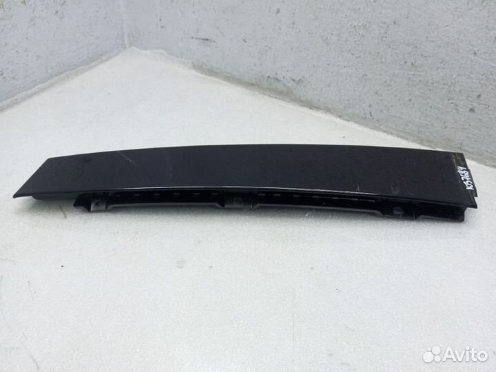 Накладка двери volkswagen tiguan Задняя правая