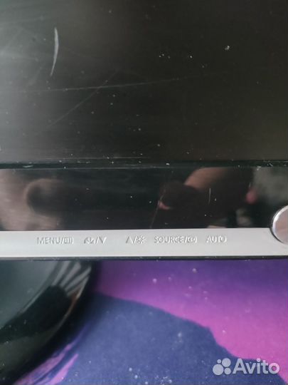 Монитор Samsung