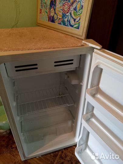 Холодильник бу маленький