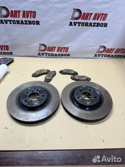 Передние тормозные диски колодки Tiggo 8 PRO MAX