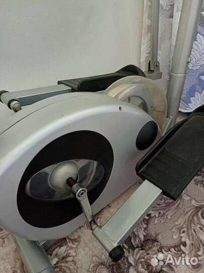 Эллиптический тренажер