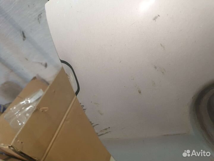 Дверь передняя правая mazda capella 626