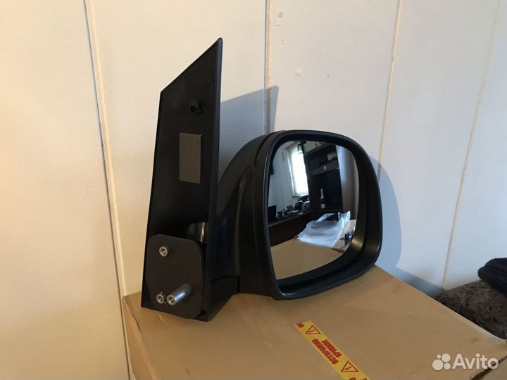 Зеркало правое Мерседес Вито 639