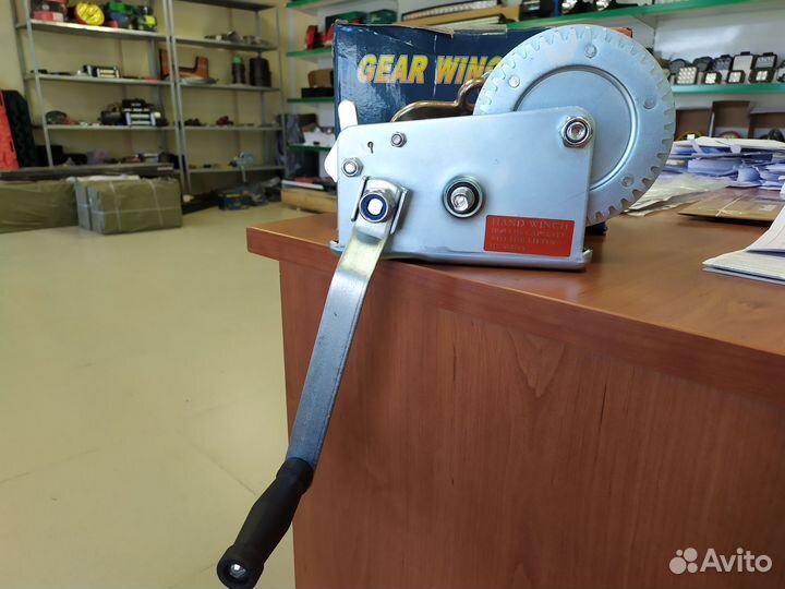 Лебедка ручная барабанная 2000LBS/900кг трос сталь