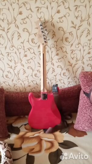 Электрогитара Fender Squier Bullet Stratocaster HT
