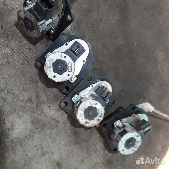 Сервоприводы заслонки печки Опель Вектра Б