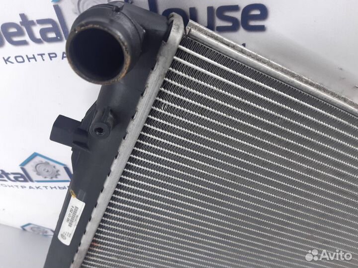 Радиатор основной Volkswagen Passat B6