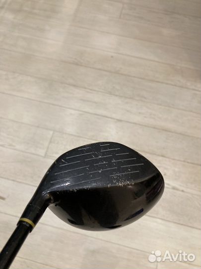 Клюшка для гольфа Volcano 1