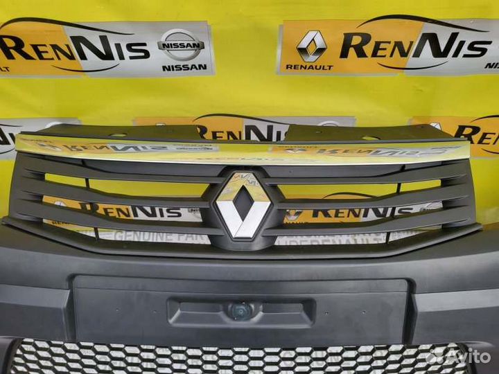 Бампер передний В сборе передний Renault Sandero