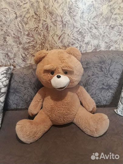 Плюшевый медведь