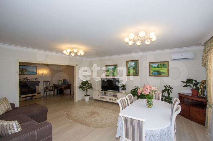 4-к. квартира, 129,4 м², 5/10 эт.