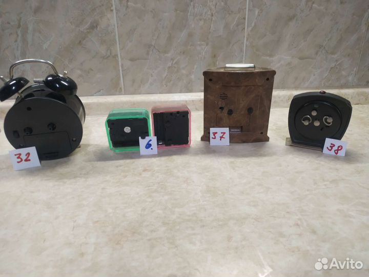 Часы настольные СССР б/y раб состояние